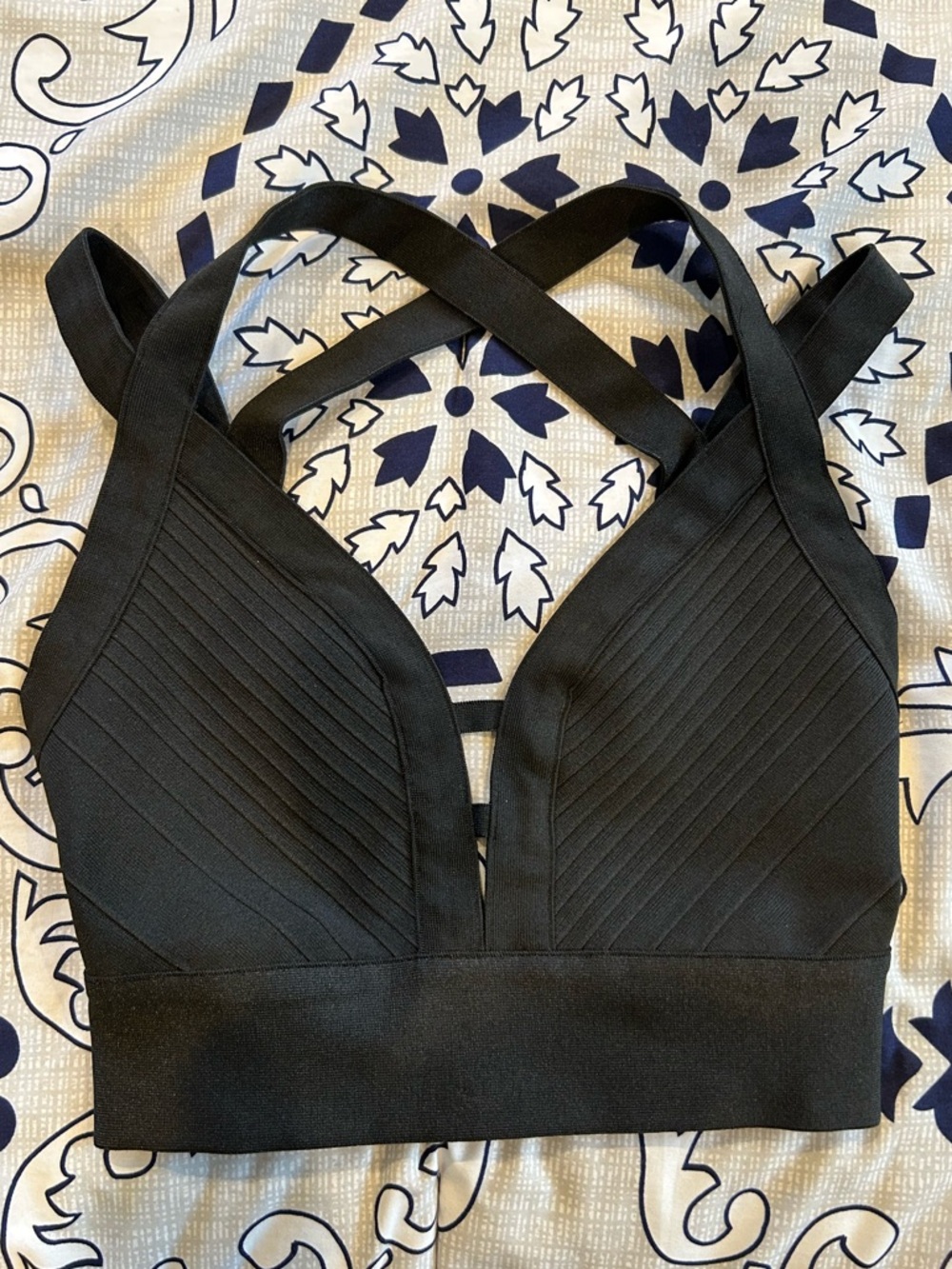 Lulu’s Black Crop Top Crisscross Bralett